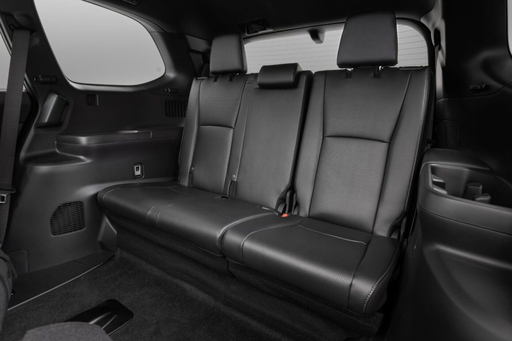 2024-Toyota-Grand-Highlander-14-1400x934.jpg